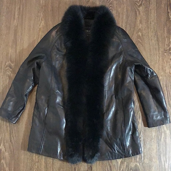 Vintage Leather & Rabbit Coat. - Picture 5 of 17